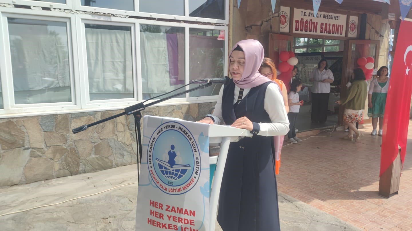 AYVACIK HALK EĞİTİM MERKEZİ MÜDÜRLÜĞÜ TARAFINDAN HAYAT BOYU ÖĞRENME HAFTASI