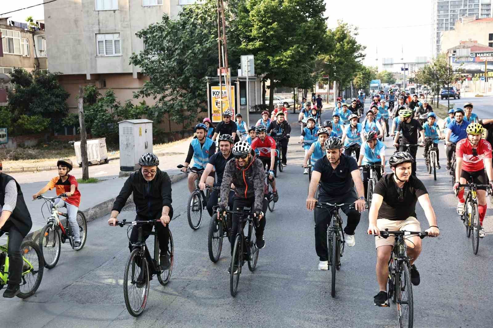 BAĞCILAR’DA ÇEVRE İÇİN PEDAL ÇEVİRDİLER