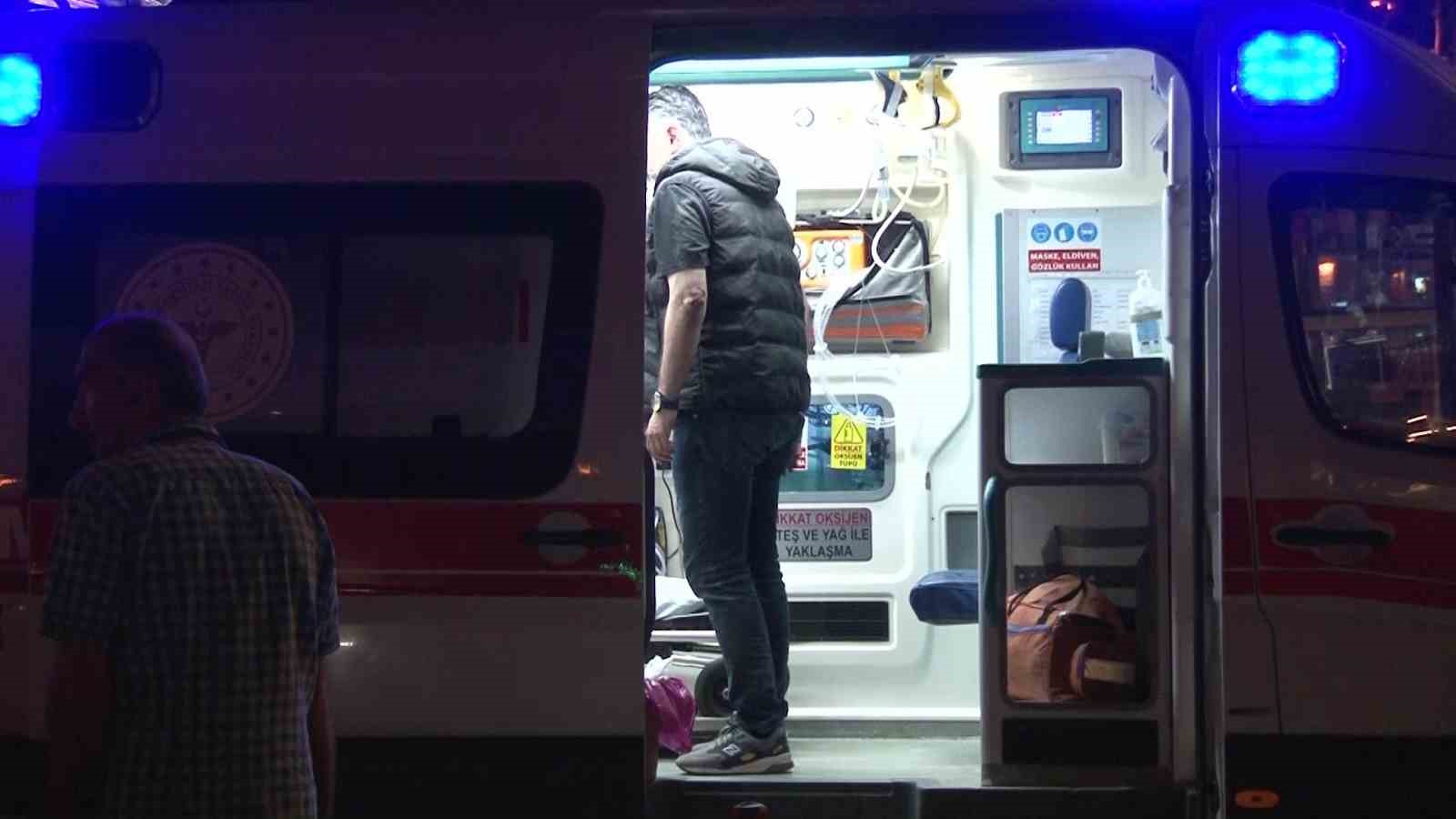 BAĞDAT CADDESİ'NDE KAZA: 2 HAFİF YARALI