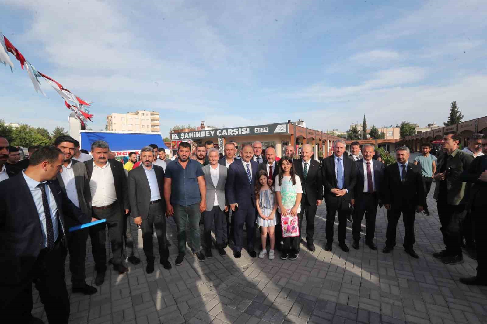 ÇEVRE, ŞEHİRCİLİK VE İKLİM DEĞİŞİKLİĞİ BAKANI MEHMET ÖZHASEKİ, ŞAHİNBEY BELEDİYESİ
