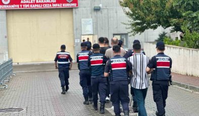 Balıkesir’de jandarmadan suç örgütüne operasyon 7 tutuklama