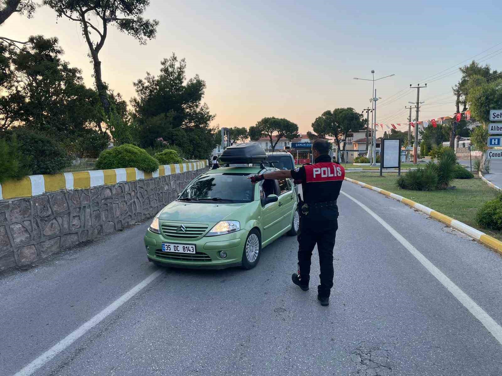 BALIKESİR'DE POLİS 188 ŞAHSI GÖZALTINA ALDI