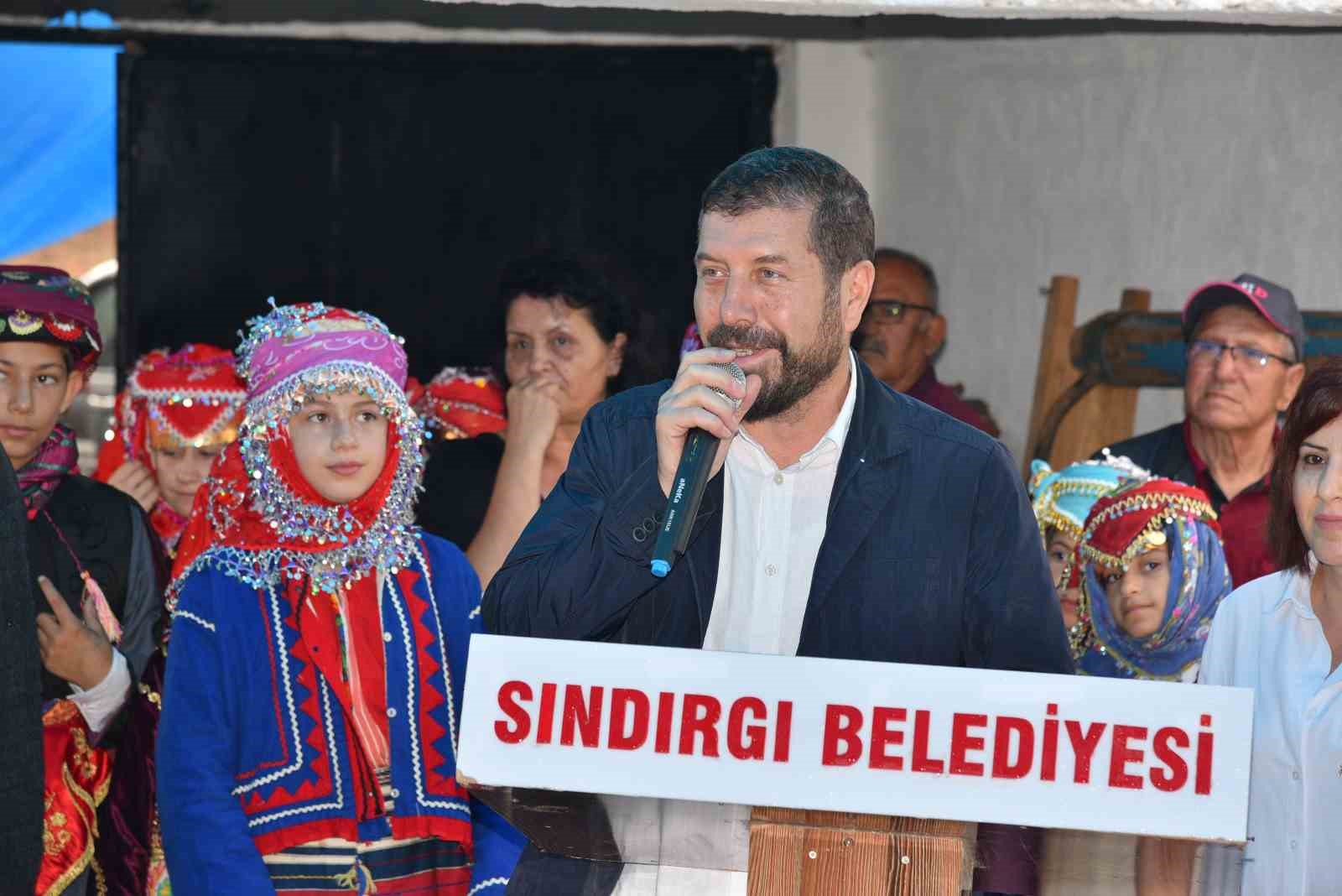 BALIKESİR’İN SINDIRGI İLÇESİNDE SINDIRGI BELEDİYESİ VE MUHARREM ALTINTAŞ İŞBİRLİĞİ İLE