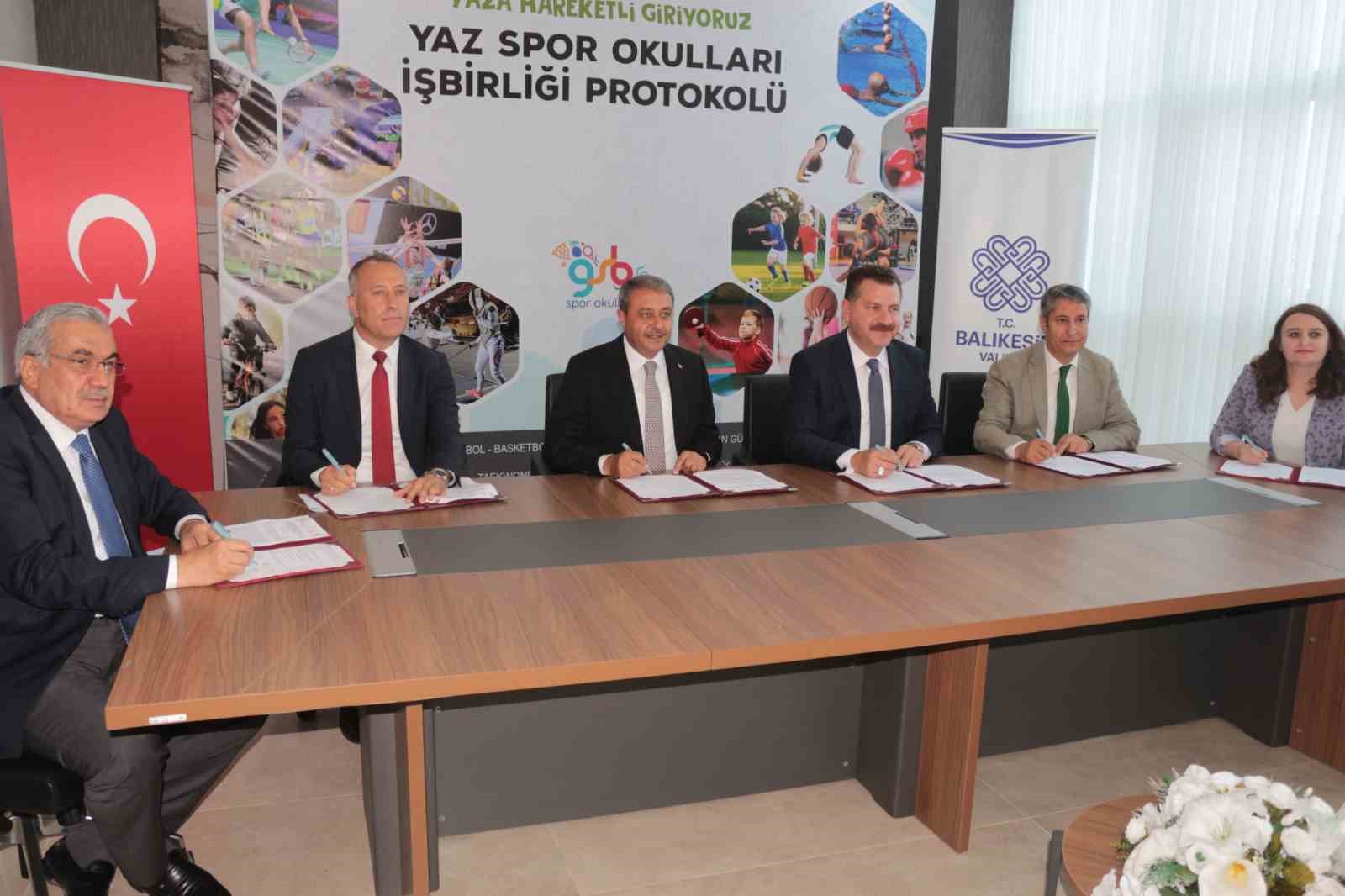 BALIKESİR VALİLİĞİ ÖNCÜLÜĞÜNDE GENÇLİK VE SPOR İL MÜDÜRLÜĞÜ BÜNYESİNDEKİ YAZ