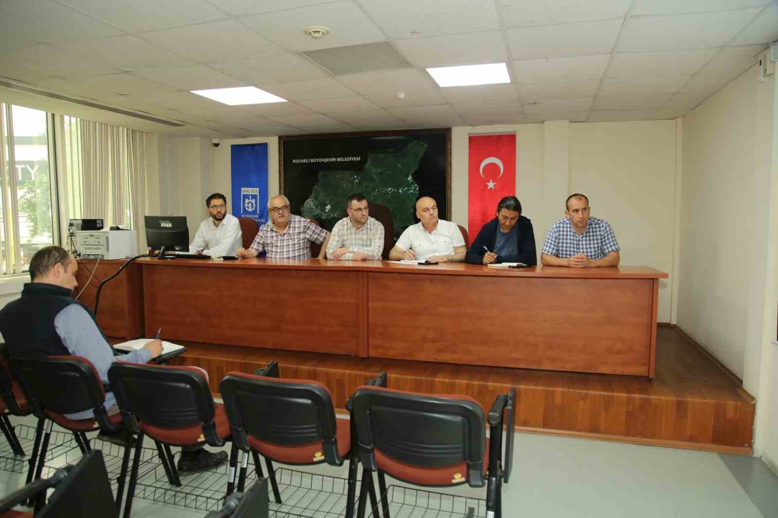 KOCAELİ BÜYÜKŞEHİR BELEDİYESİ, BAŞİSKELE YAKUP ALTUN STADI'NA SENTETİK ÇİM SAHA