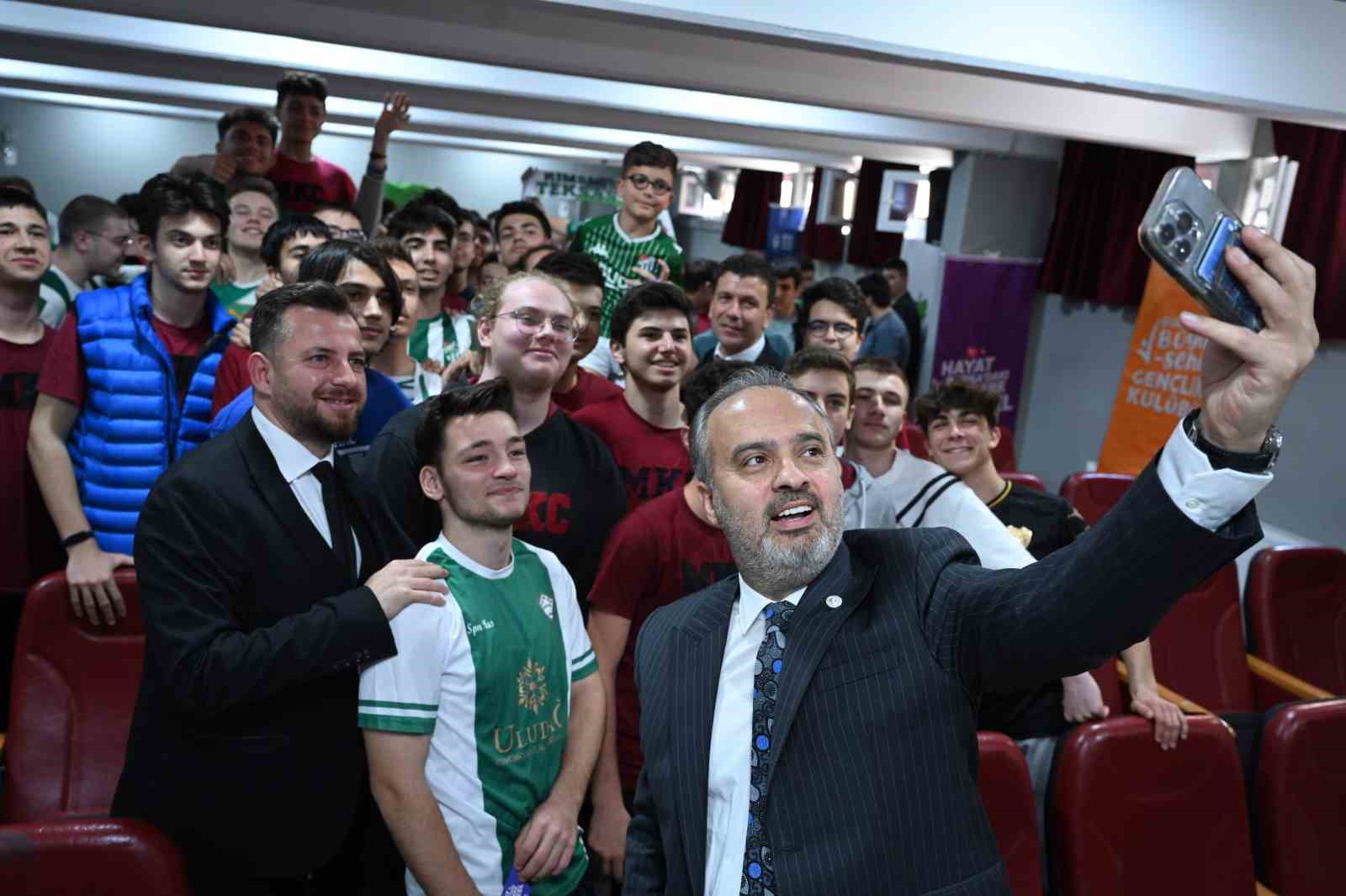 BURSA BÜYÜKŞEHİR BELEDİYE BAŞKANI ALİNUR AKTAŞ, MEHMET KEMAL COŞKUNÖZ MESLEKİ