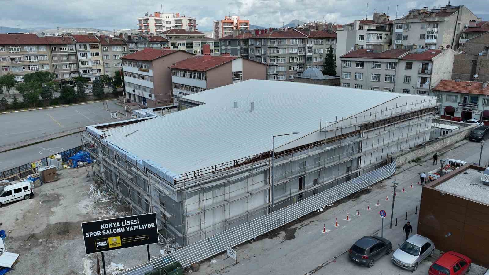 KONYA BÜYÜKŞEHİR BELEDİYESİ’NİN TARİHİ KONYA LİSESİ BAHÇESİNDE YAPIMINI SÜRDÜRDÜĞÜ SPOR