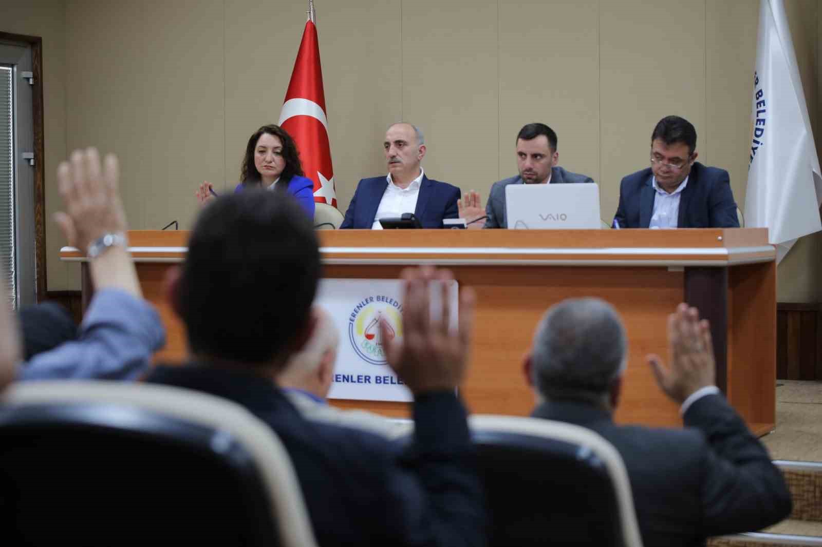 HAZİRAN AYI OLAĞAN MECLİS TOPLANTISINDA KONUŞAN ERENLER BELEDİYE BAŞKANI FEVZİ