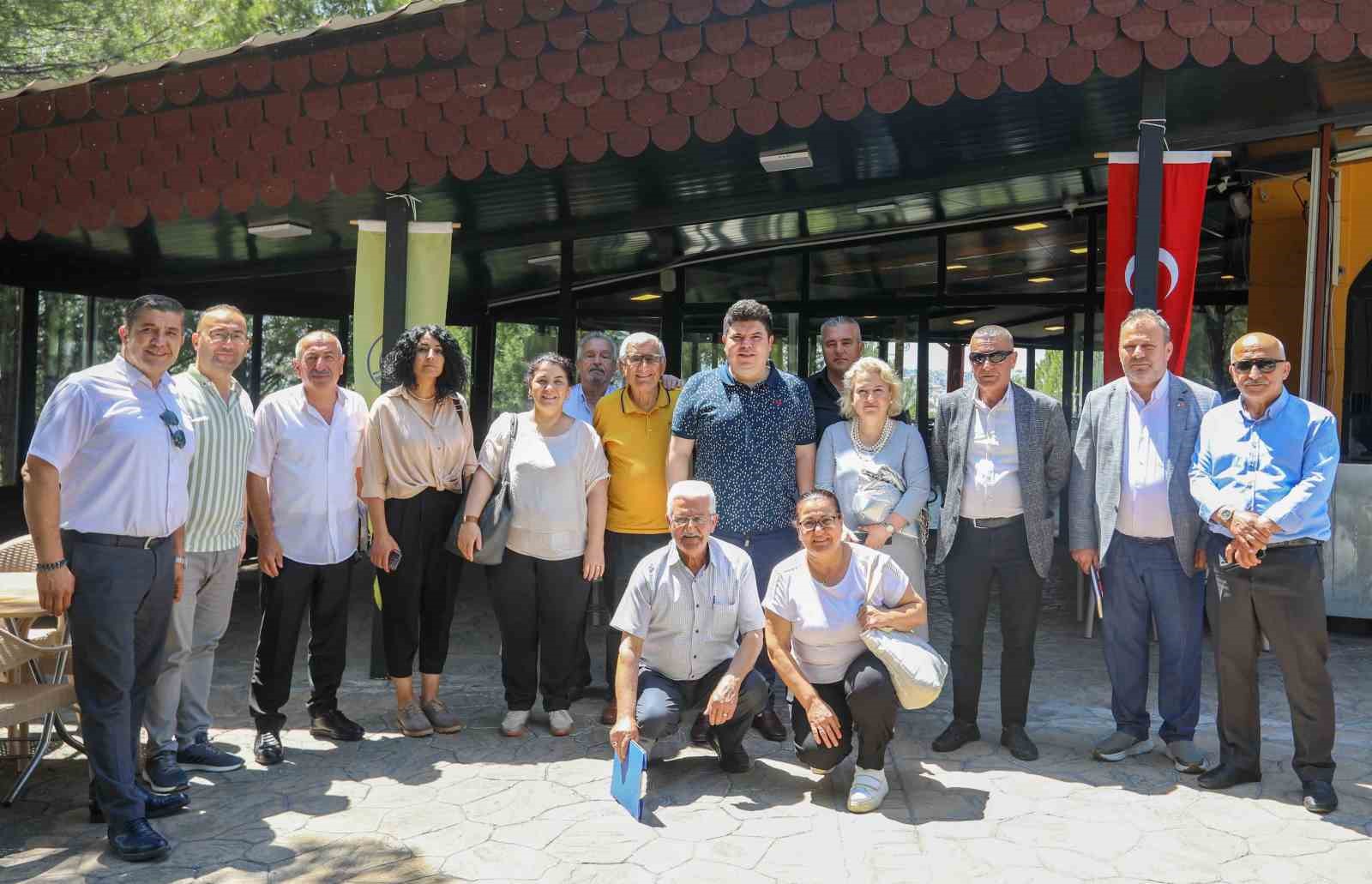 BUCA BELEDİYE BAŞKANI ERHAN KILIÇ, 47 MAHALLE MUHTARIYLA BULUŞTU. TALEP