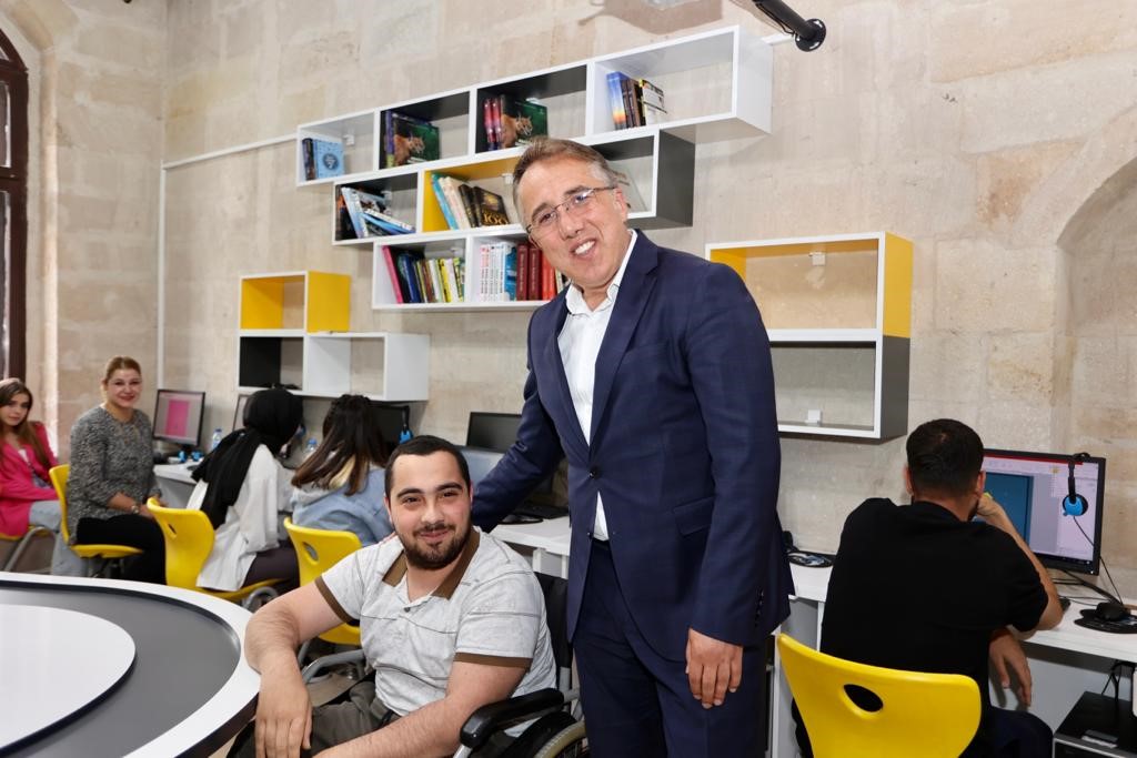 NEVŞEHİR BELEDİYE BAŞKANI DR. MEHMET SAVRAN, KAPADOKYA EĞİTİM MERKEZİ’NDE (KAPEM)