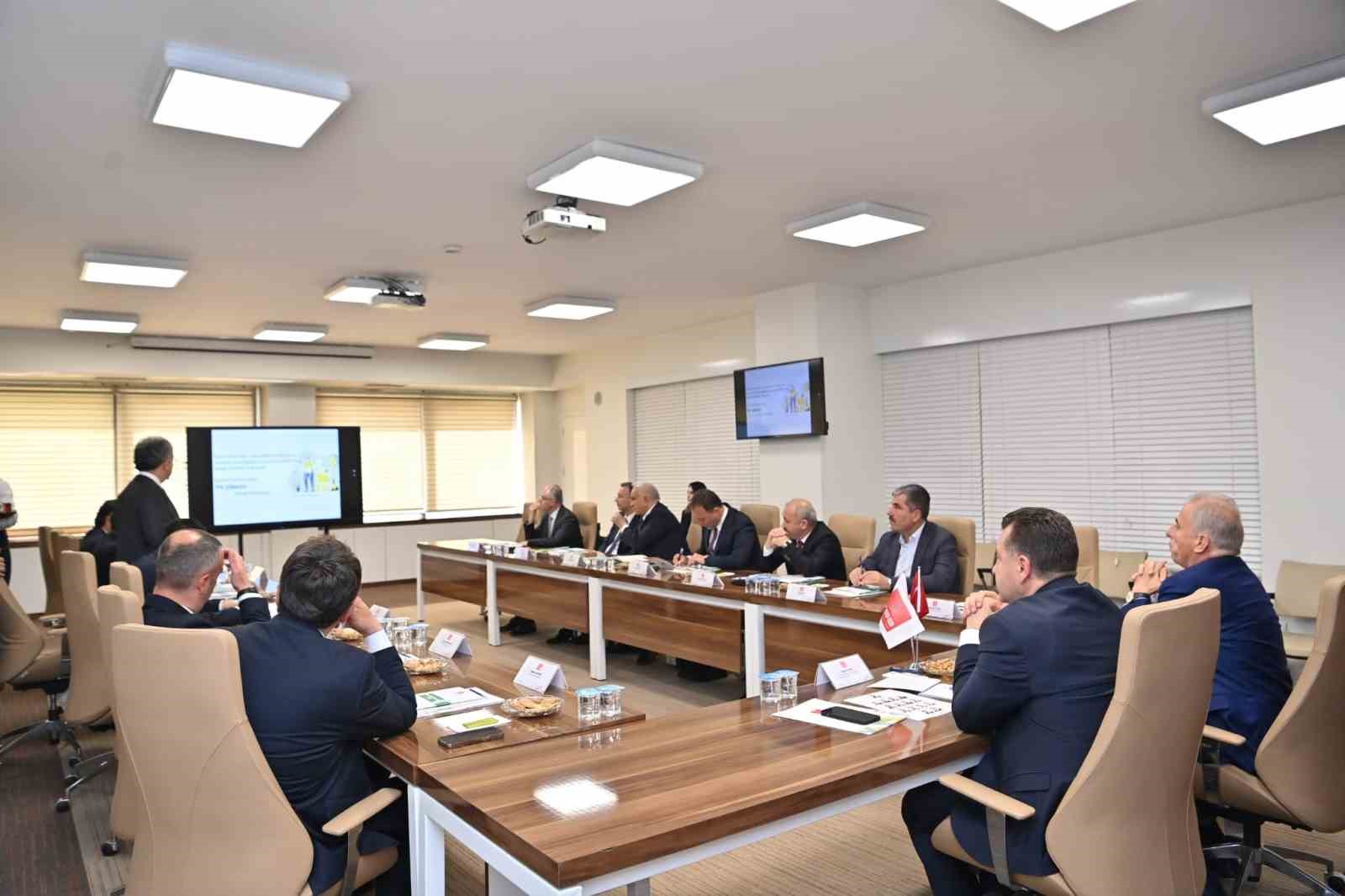 TÜRKİYE BELEDİYELER BİRLİĞİ (TBB) ENCÜMEN ÜYELİĞİ GÖREVİNE SEÇİLEN NEVŞEHİR BELEDİYE