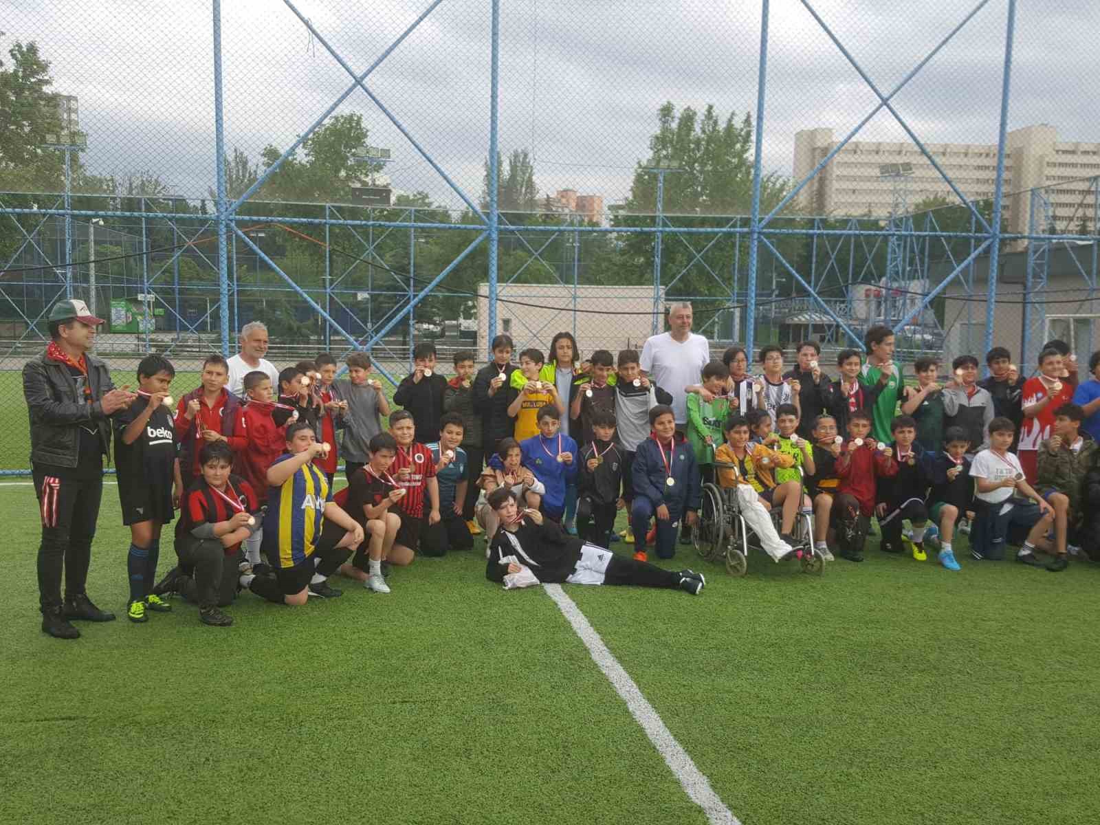 ANADOLU GENÇLİK EĞİTİM MERKEZİ (AGEM) DERNEĞİ ORTAOKUL 5. VE 6.