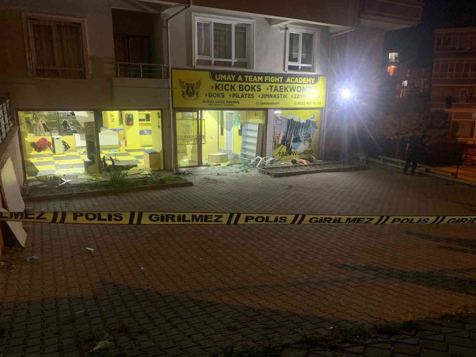 BAŞKENTTE SPOR SALONUNA ÖĞRENCİ OLARAK GELEN KIZ ÇOCUĞUNA TACİZ ETTİĞİ