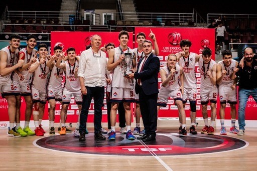 TÜRKİYE BASKETBOL FEDERASYONU’NUN DÜZENLEDİĞİ U16 ERKEK TÜRKİYE ŞAMPİYONASI'NI FİNALDE A.