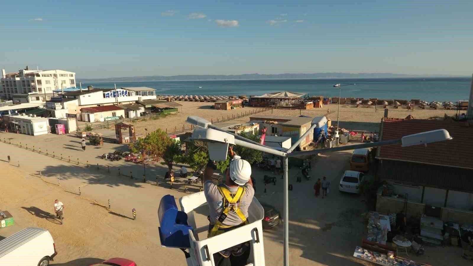 TRAKYA BÖLGESİNDE ÜÇ İLDE, 20 BİN KİLOMETREKARE ALANDA, YAKLAŞIK 2