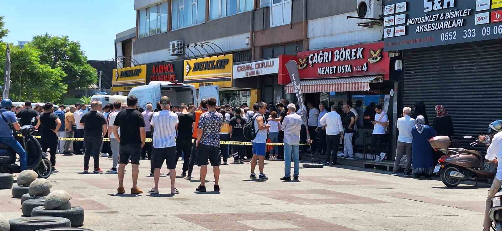 BAYRAMPAŞA’DA ALACAKLISINI ÖLDÜRDÜ 2 GÜN SONRA TESLİM OLDU