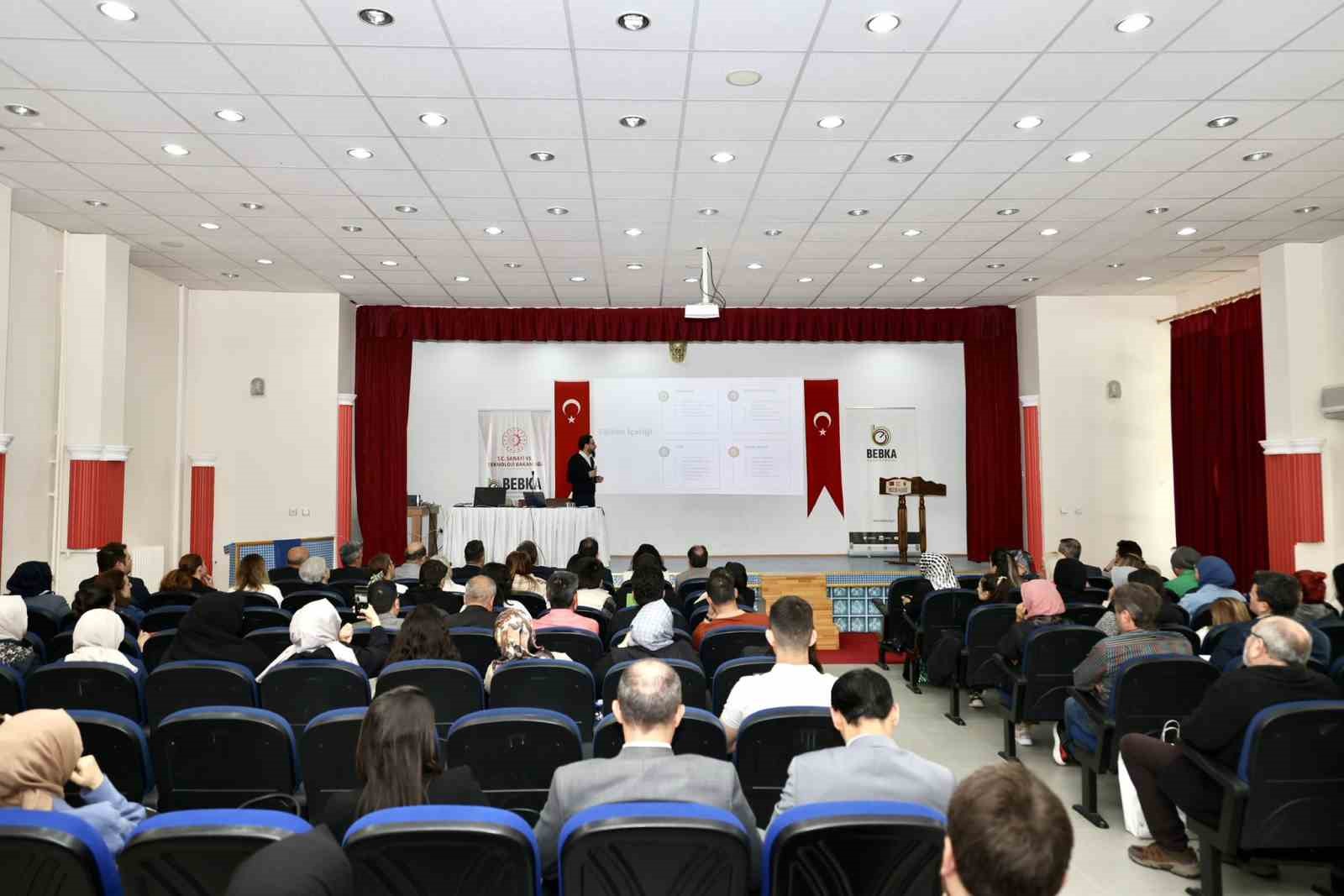 BEBKA, BİLECİK’TE FAALİYET GÖSTEREN ÜRETİCİLER İÇİN ‘UYGULAMALI E-TİCARET VE DİJİTAL