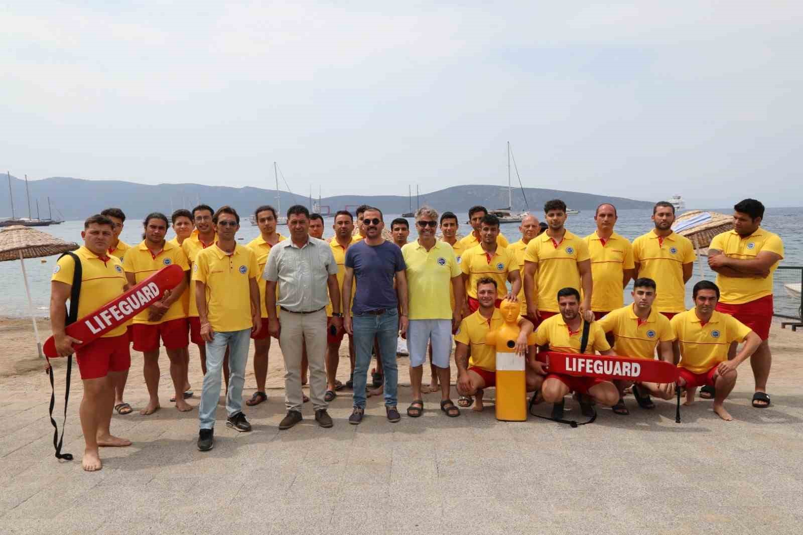 BODRUM BELEDİYESİ HALK PLAJLARINDA DENİZ GÜVENLİĞİNİ SAĞLAMAK ÜZERE TAM DONANIMLI