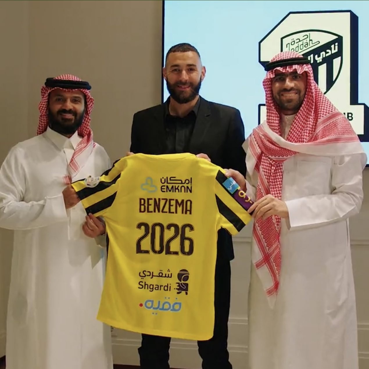 SUUDİ ARABİSTAN EKİPLERİNDEN AL-ITTİHAD, KARİM BENZEMA'YI KADROSUNA KATTIĞINI AÇIKLADI.