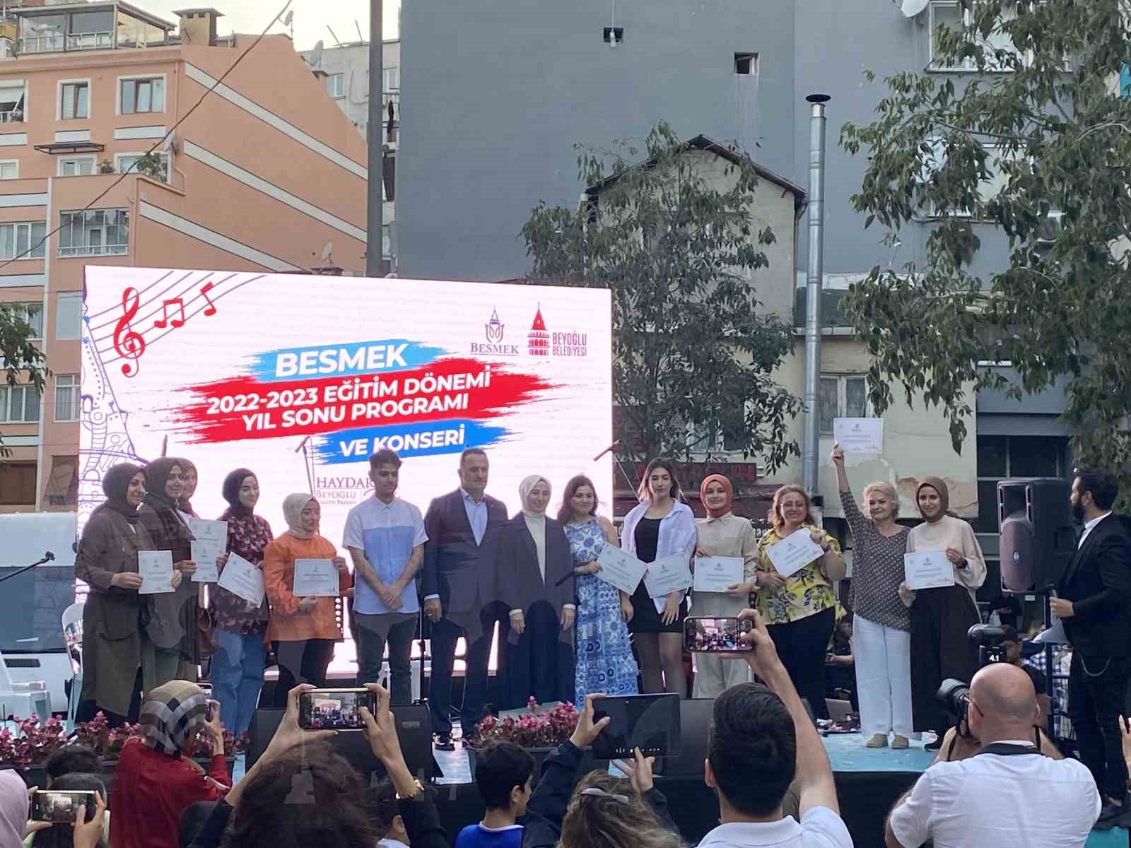 PLAKET VERME ANI