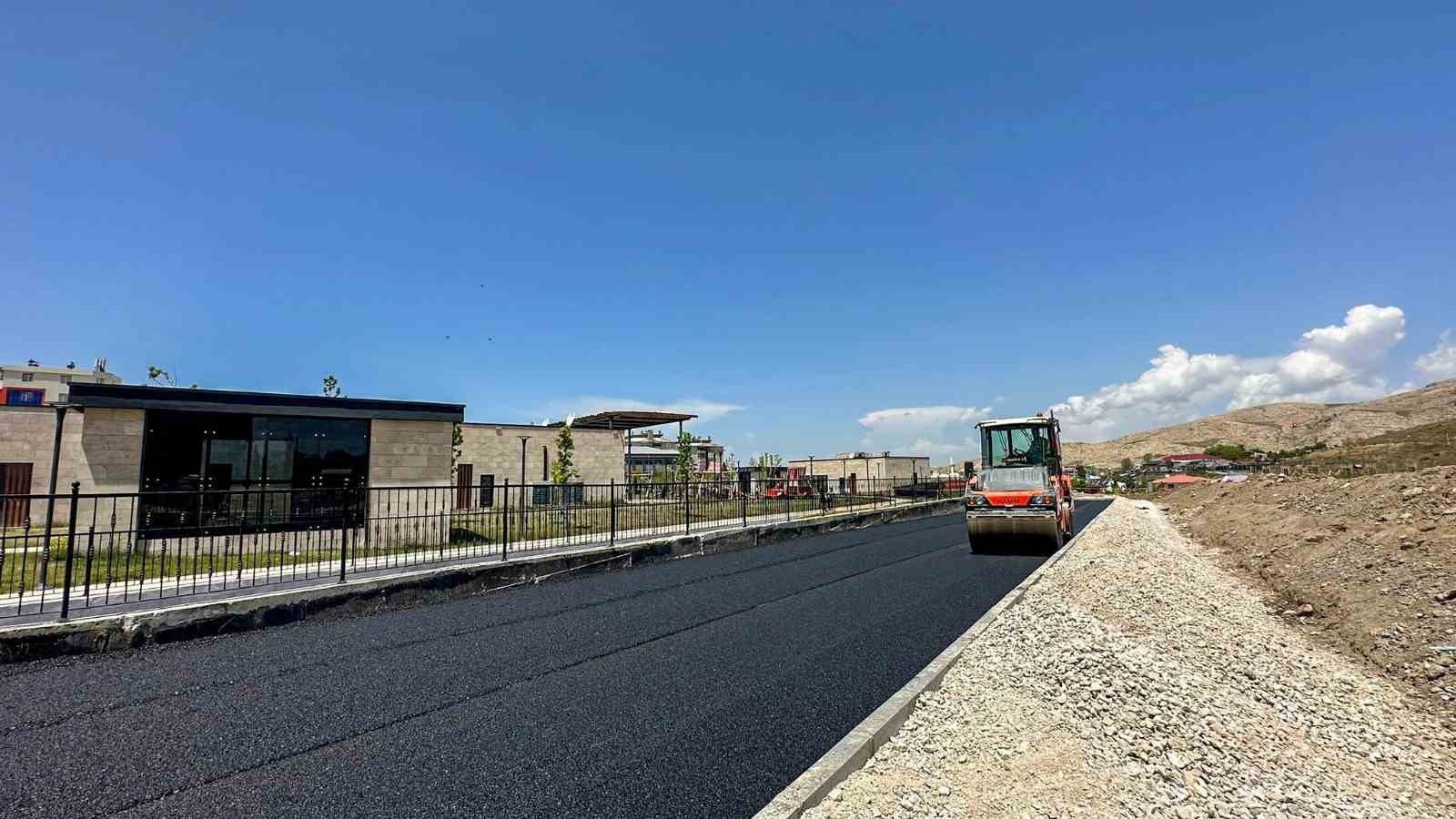 VAN BÜYÜKŞEHİR BELEDİYESİ KISA BİR SÜRE ÖNCE YAPIMI TAMAMLANAN VE