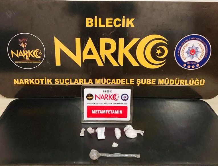 BİLECİK'TE SOKAK SATICILARINA OPERASYON