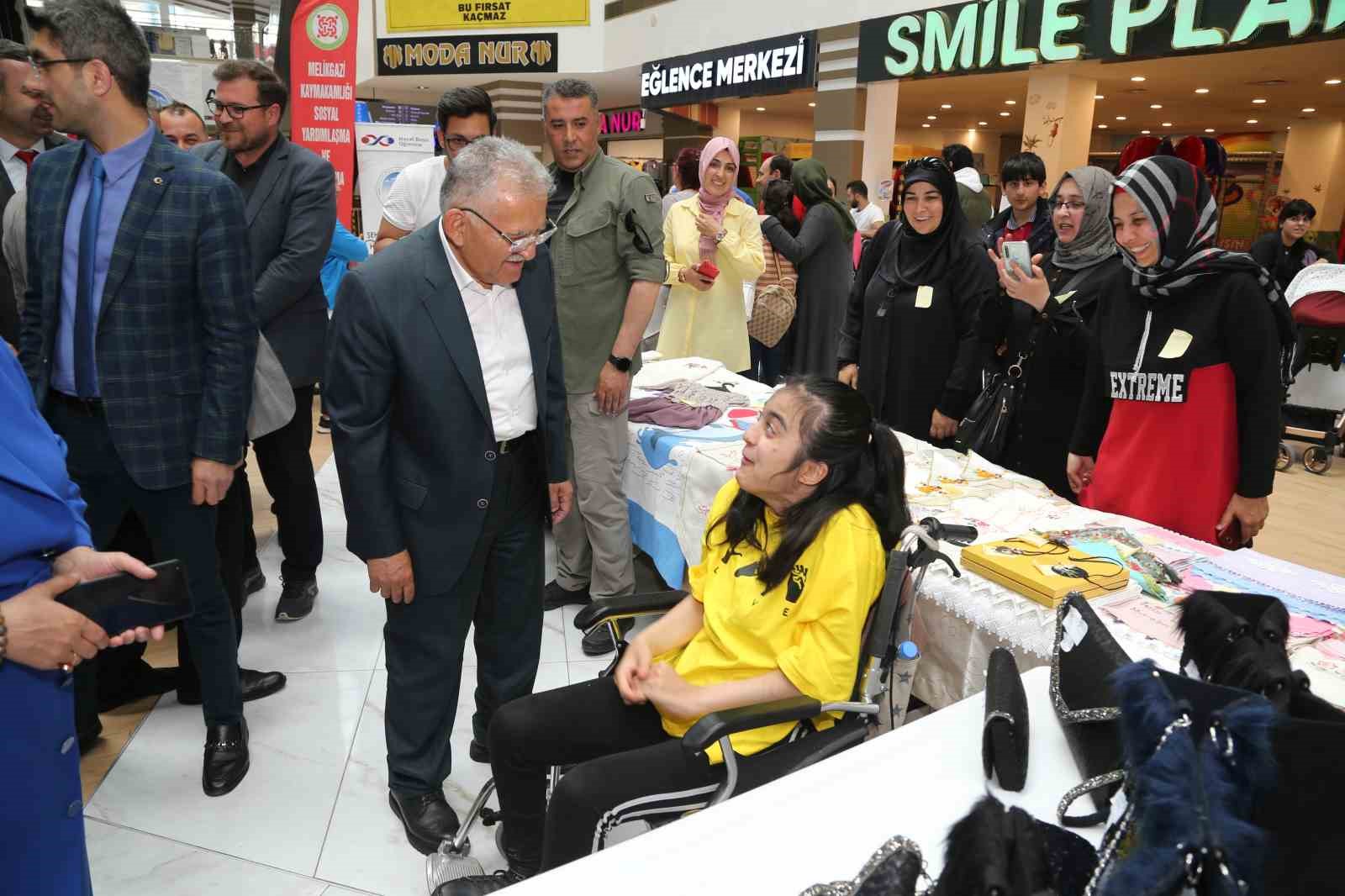 KAYSERİ BÜYÜKŞEHİR BELEDİYE BAŞKANI DR. MEMDUH BÜYÜKKILIÇ, MELİKGAZİ KAYMAKAMLIĞI VE