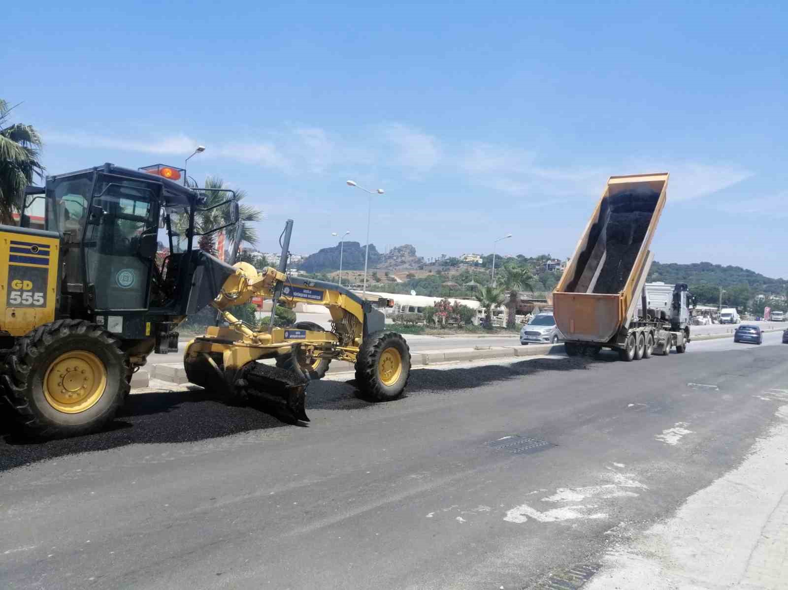 MUĞLA BÜYÜKŞEHİR BELEDİYESİ, BODRUM’DA TAMAMLADIĞI ALTYAPI PROJELERİNİN ARDINDAN KAZI YAPILAN