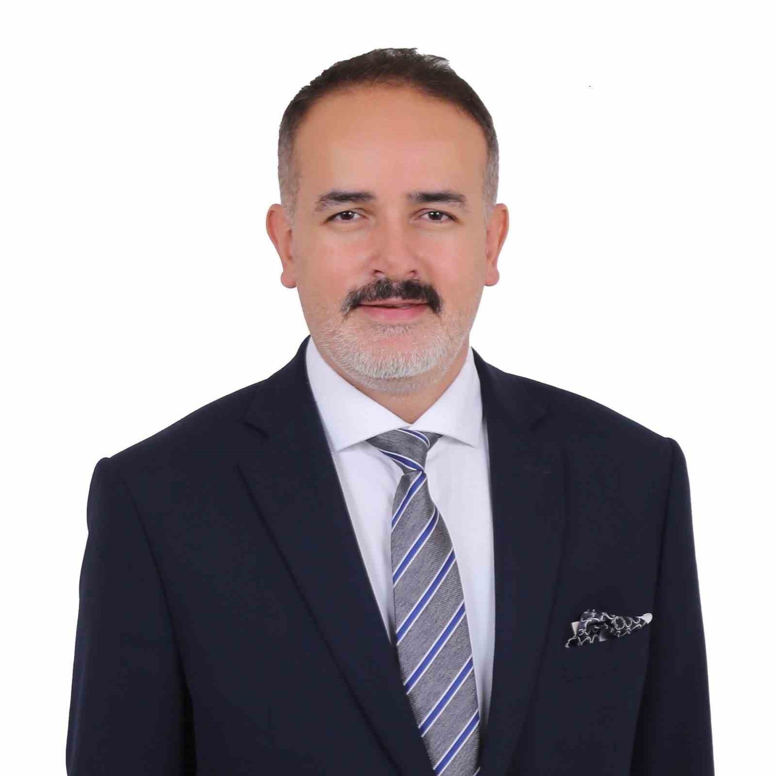CUMHURİYET ÜNİVERSİTESİ VAKFI KURUCUSU ONUR FERİDUN BOZYİĞİT 2023 LGS İLE