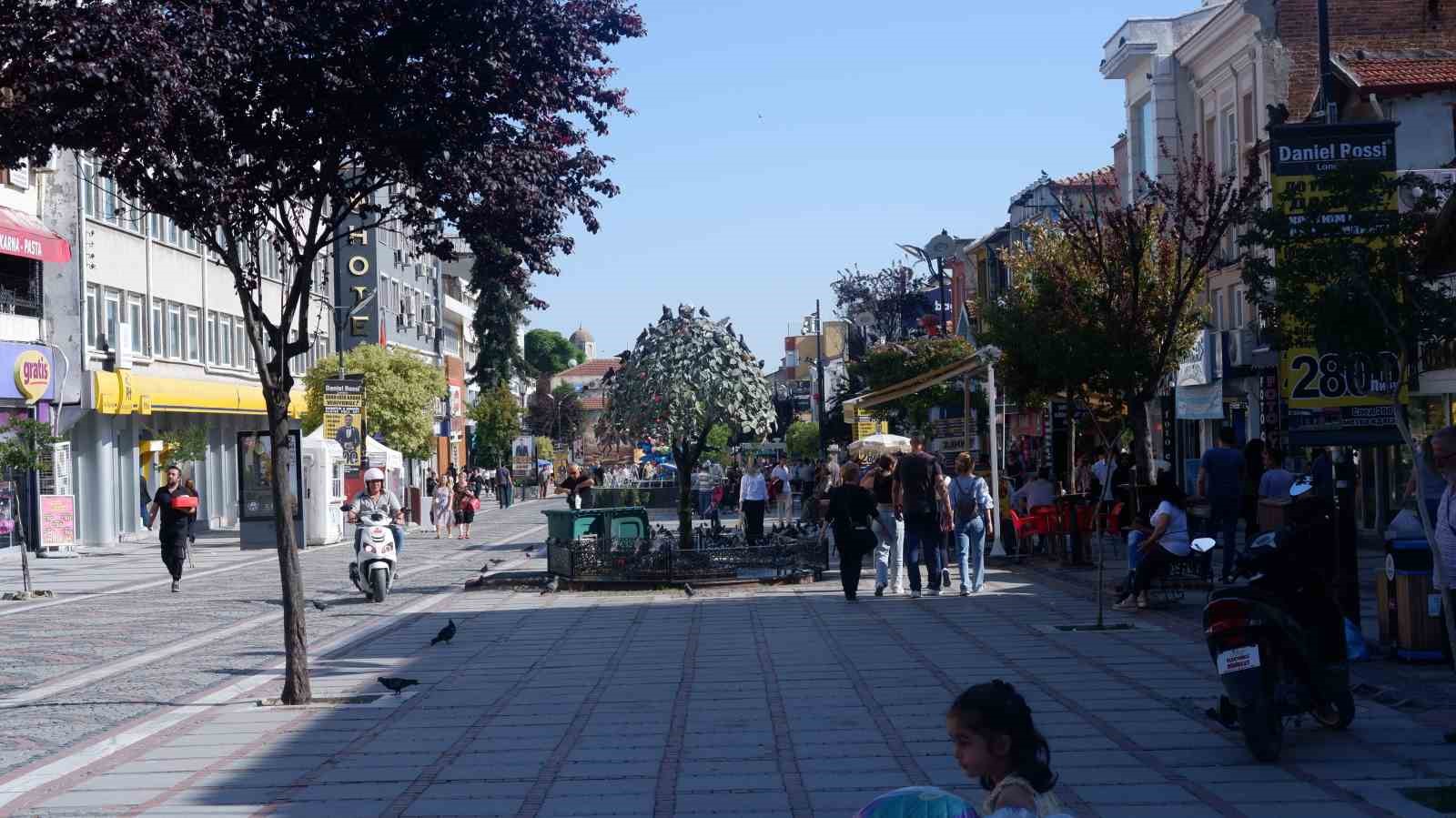 BULGARİSTAN’DAKİ DEPREM EDİRNE'DEN HİSSEDİLDİ