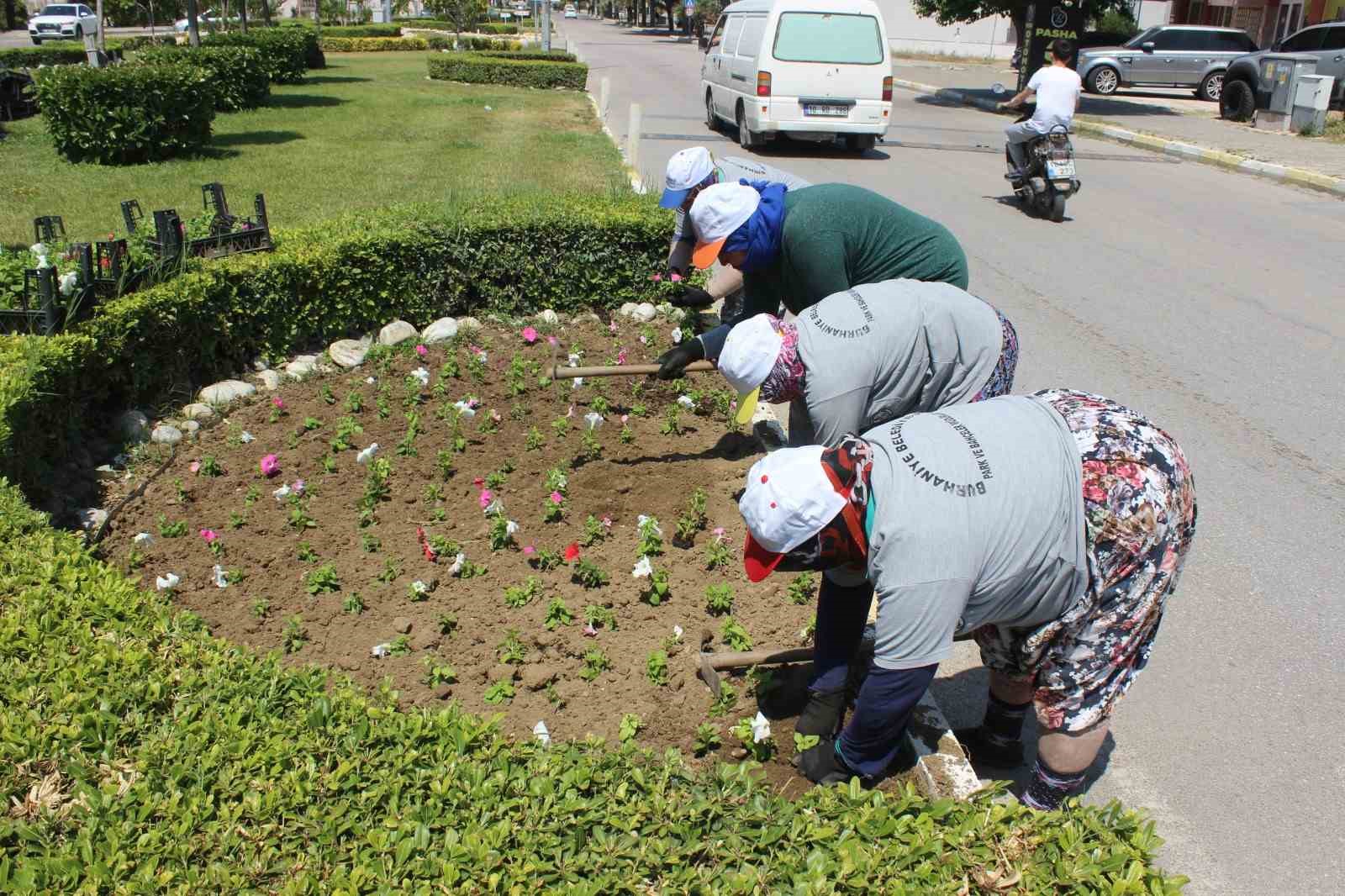 BALIKESİR’İN BURHANİYE İLÇESİNDE HER ALANDA BAŞLATILAN DEĞİŞİM VE DÖNÜŞÜM PROJELERİ