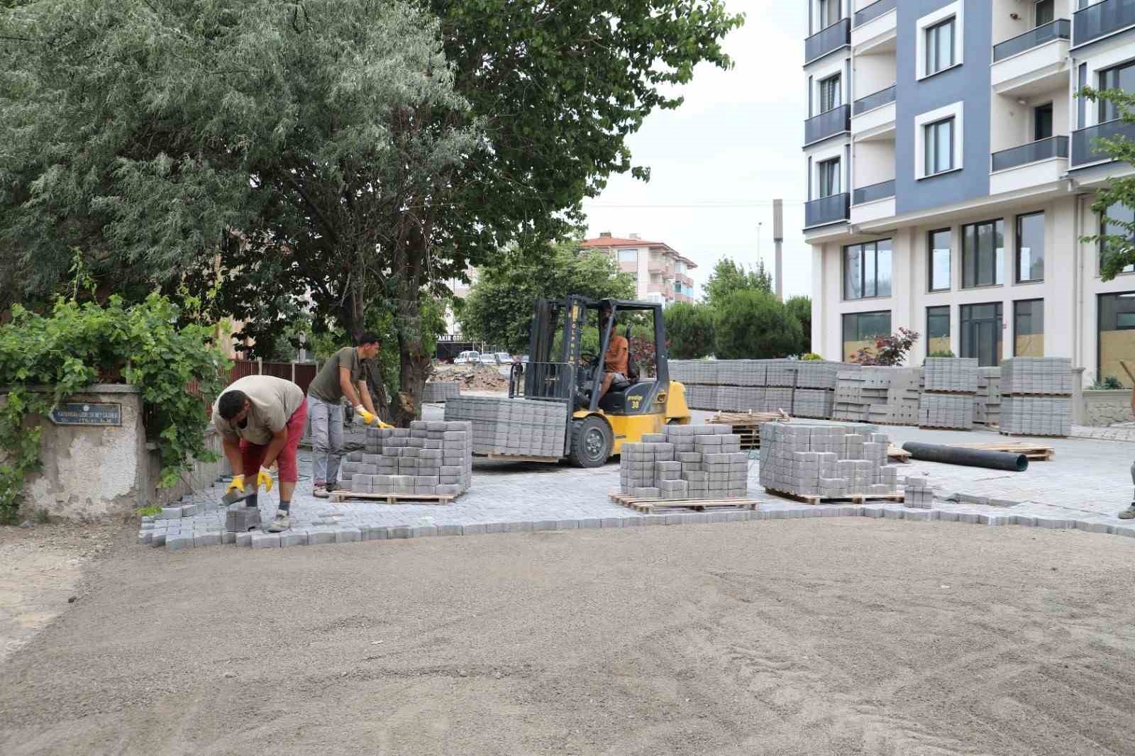 YOL ÇALIŞMASI