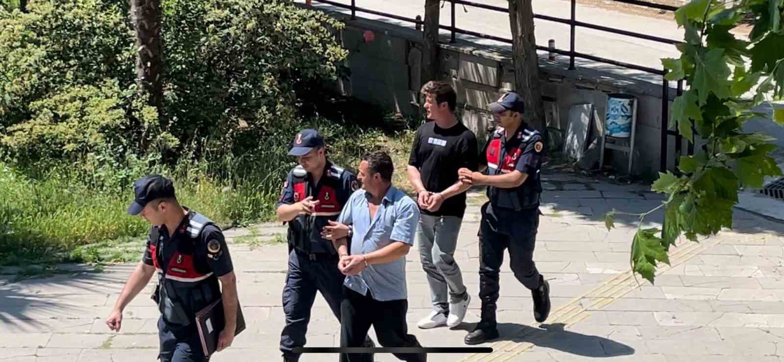 BURSA’NIN İZNİK İLÇESİNDE BULUNAN VİLLA HIRSIZLARI JANDARMA’NIN TEKNİK TAKİBİ SONUCU