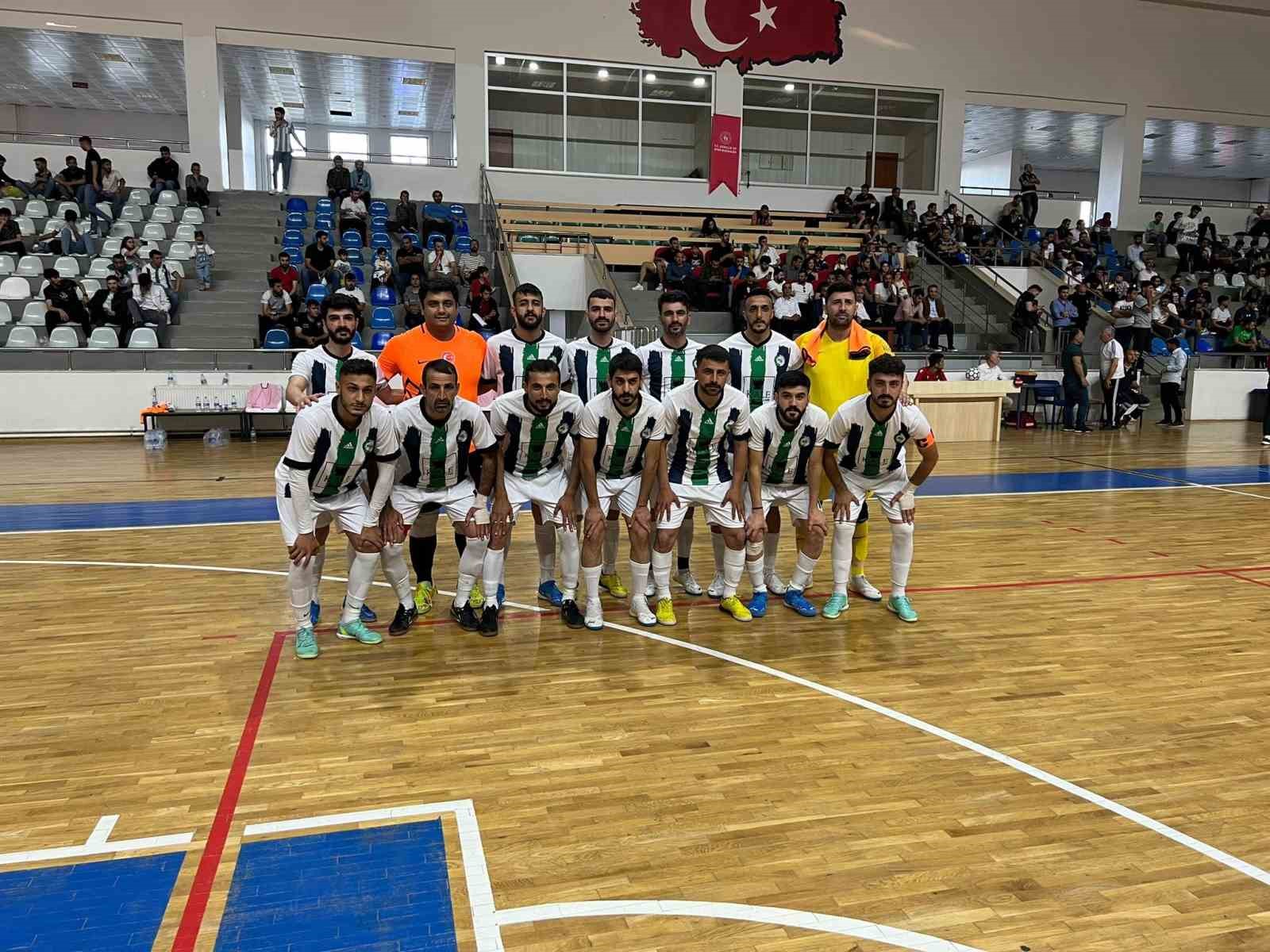 TFF FUTSAL SÜPER LİGİ’Nİ İKİNCİ SIRADA TAMAMLAYAN BÜYÜK BİNGÖL SPOR