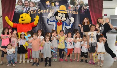 Büyükşehir, birbirinden güzel oyunları şehre getirdi