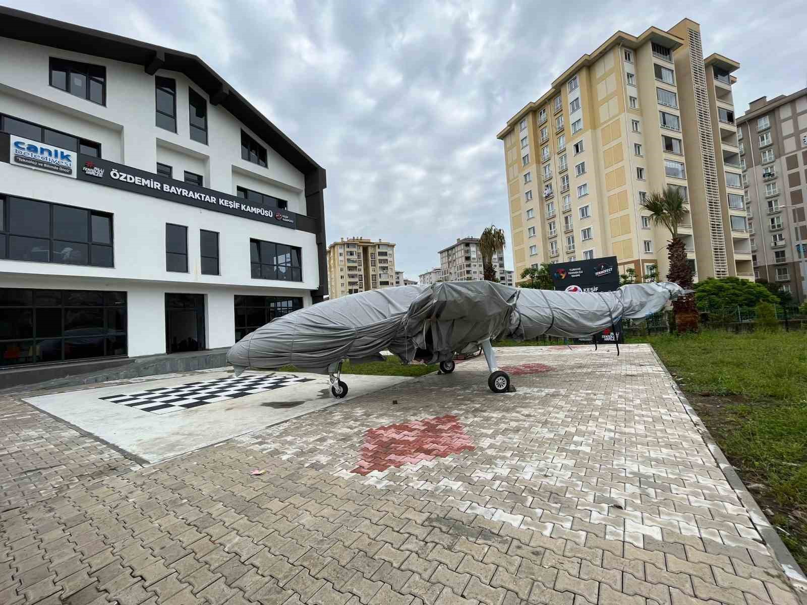 SAMSUN CANİK ÖZDEMİR BAYRAKTAR KEŞİF KAMPÜSÜ’NE AKINCI TİHA KURULUM İŞLEMLERİ