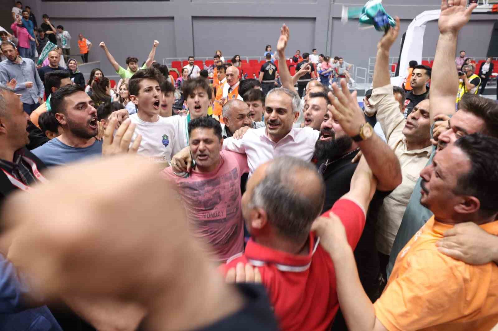 ÇAYIROVA BELEDİYESİ, TÜRKİYE ERKEKLER BASKETBOL 2. LİGİ FİNAL MÜCADELESİNDE RAKİBİ