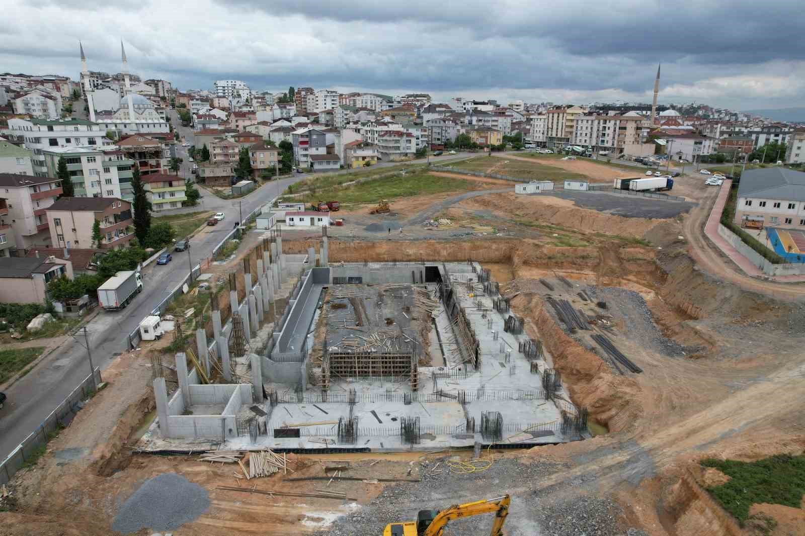 ÇAYIROVA'DA GENÇLİK MERKEZİ, SPORCU FABRİKASI, SPOR LİSESİ VE SPOR SALONU