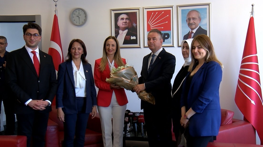 AK PARTİ HEYETİ KURBAN BAYRAMI DOLAYISIYLA CUMHURİYET HALK PARTİSİ (CHP)