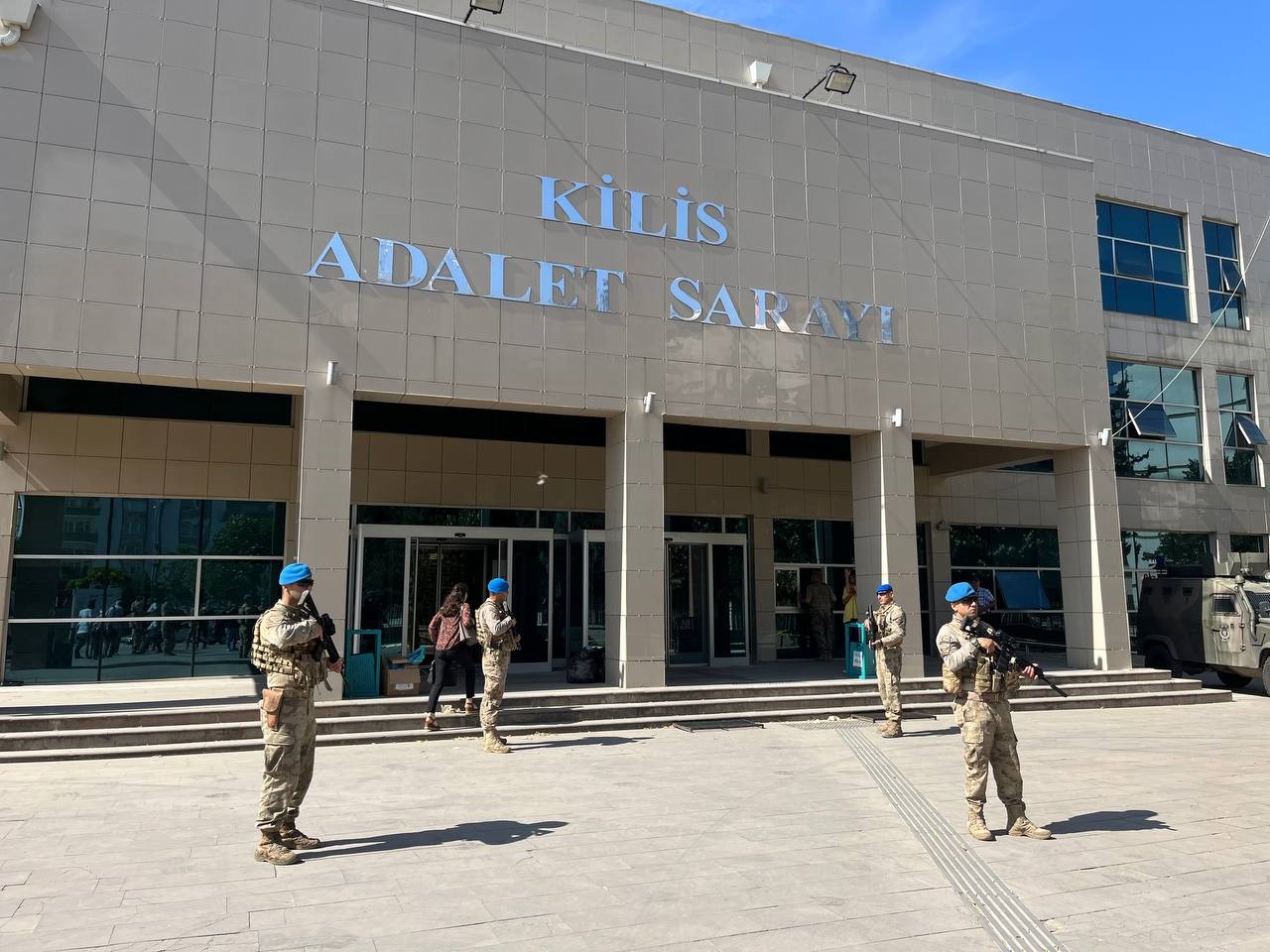 KİLİS ÇOBANBEY SINIR KAPISI'NDA DÜZENLENEN RÜŞVET OPERASYONUNDA 10 ŞÜPHELİNİN 4’Ü