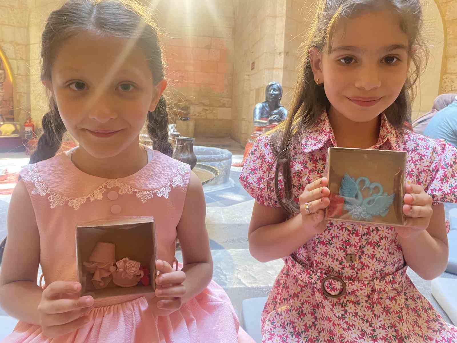 GAZİANTEP BÜYÜKŞEHİR BELEDİYESİ’NE BAĞLI HAMAM MÜZESİ’NDEKİ SABUN ATÖLYESİNDE ÇOCUKLAR İÇİN