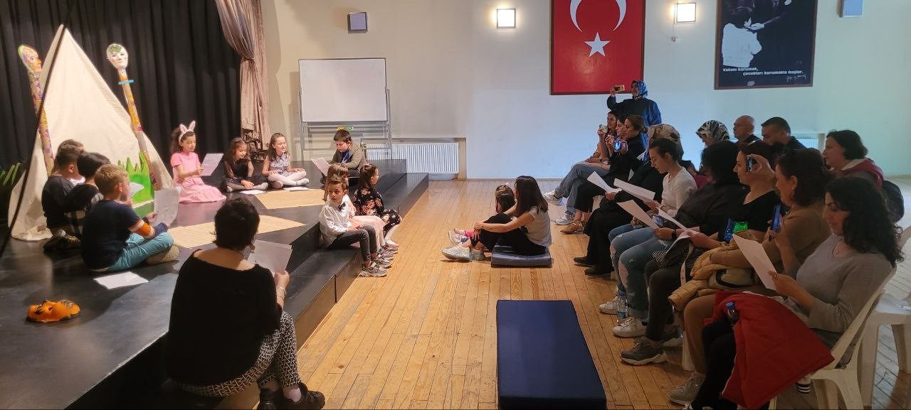 TEPEBAŞI BELEDİYESİ, KENT GENELİNDEKİ ÇOCUK MERKEZLERİNDE GERÇEKLEŞTİRDİĞİ FAALİYETLER İLE ESKİŞEHİRLİ