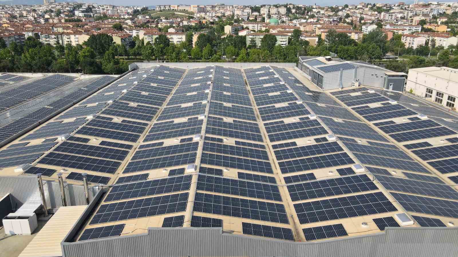 YENİLENEBİLİR ENERJİ KAYNAKLARI İLE ELEKTRİK ÜRETMEYE BAŞLAYAN COŞKUNÖZ METAL FORM,