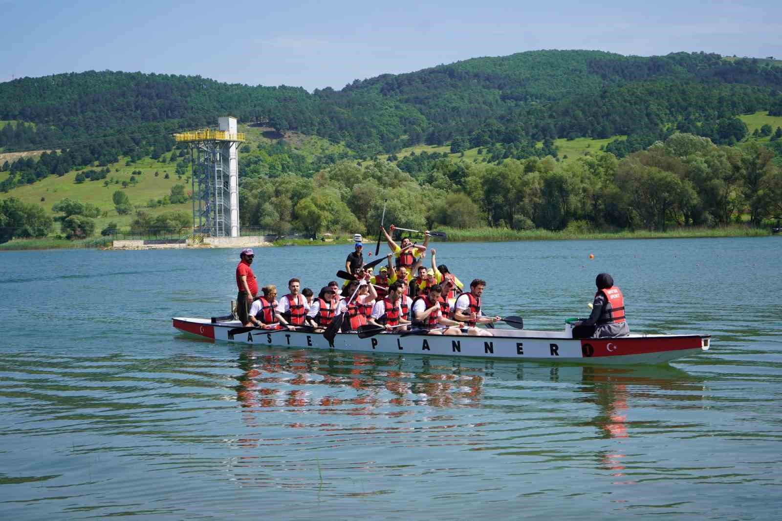 BURSA BÜYÜKŞEHİR BELEDİYESİ’NİN KATKILARIYLA DAĞYENİCE GÖLETİNDE DÜZENLENEN DRAGON CUP FESTİVALİ