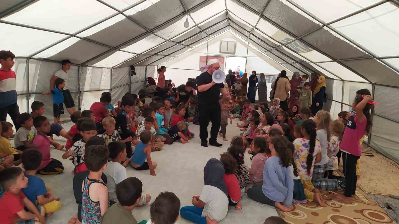 BİLECİK İL MÜFTÜLÜĞÜ, DİYANET İŞLERİ BAŞKANLIĞI KOORDİNASYONUYLA DEPREMİN YAŞANDIĞI İLK