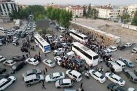 KAHRAMANMARAŞ’TA MEYDANA GELEN DEPREMLERİN ARDINDAN İLK HAC KAFİLESİ DUALARLA KUTSAL