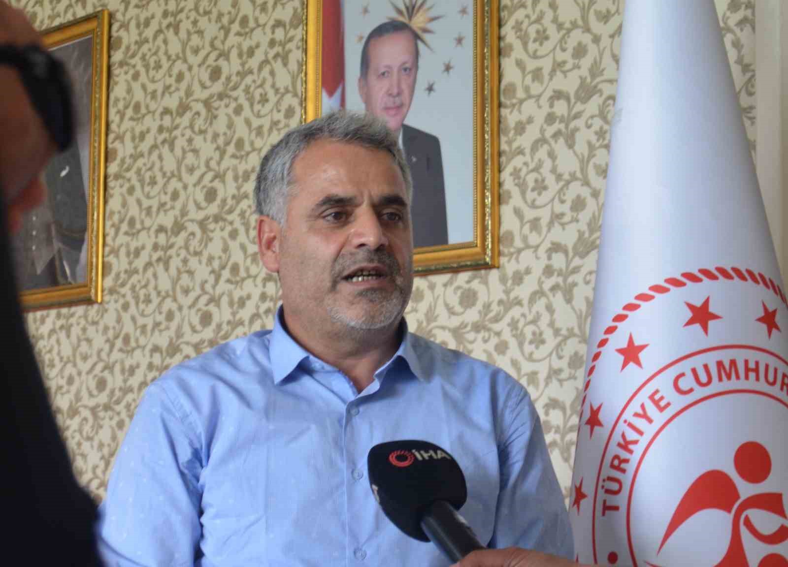 ASRIN FELAKETİNDE MALATYA’DA HAYATIN NORMALLEŞMESİ ADINA ÇALIŞMALAR SÜRERKEN, GENÇLİK VE