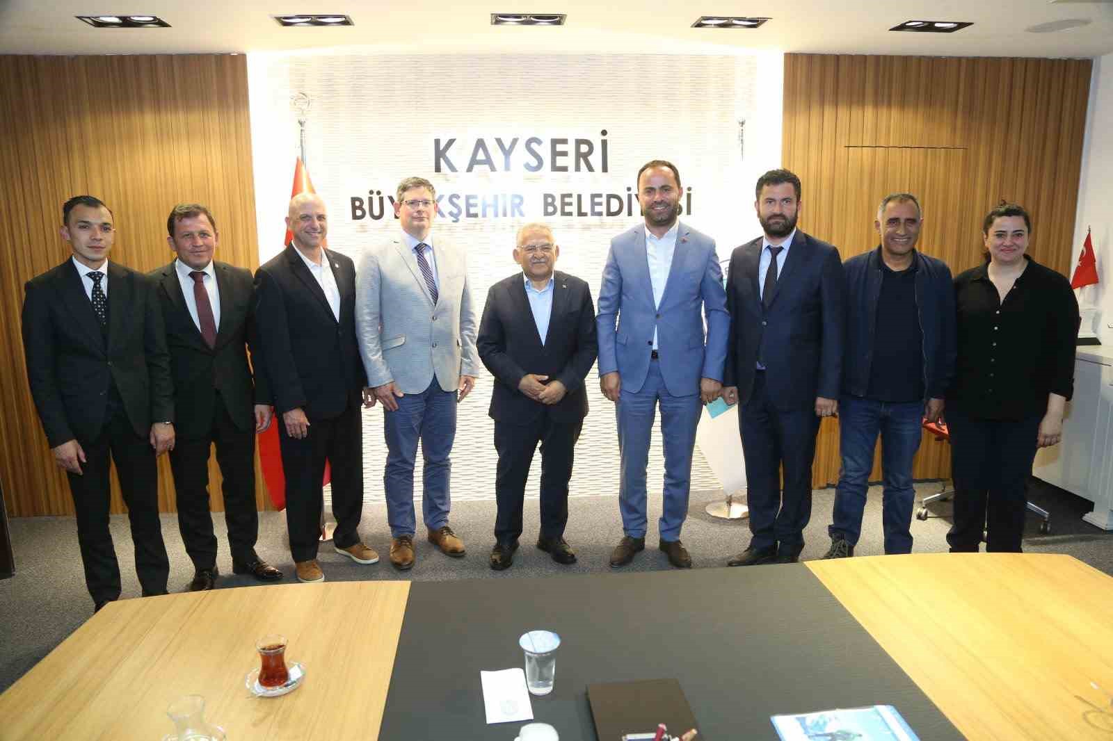SPO DÜNYA İŞİTME ENGELLİLER FEDERASYONU BAŞKANI KAYSERİ’DE (FOTOĞRAFLI) ERHAN KAN