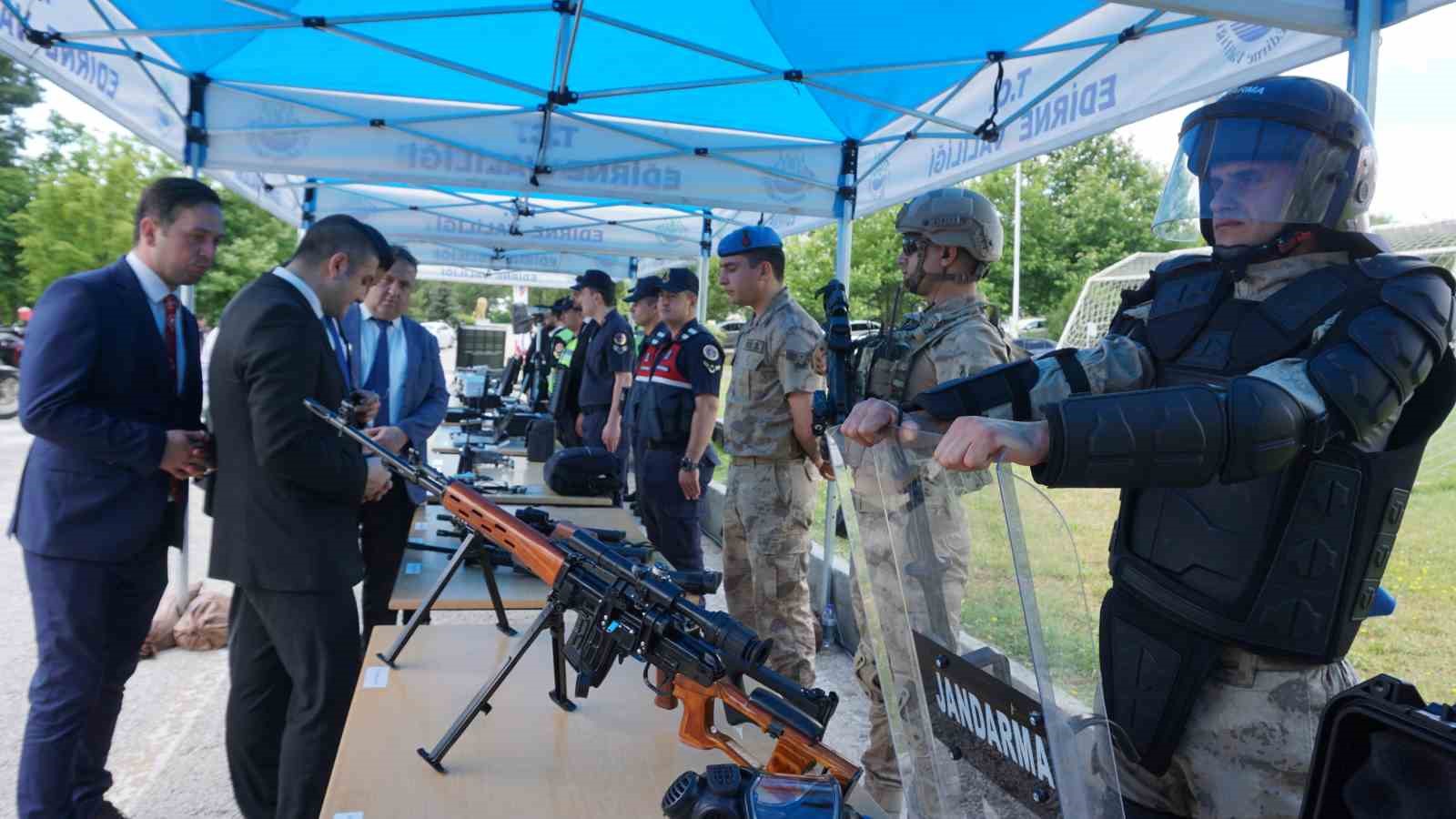 EDİRNE'DE JANDARMA TEŞKİLATI'NIN KURULUŞUNUN 184. YIL DÖNÜMÜ DOLAYISIYLA ETKİNLİK DÜZENLENDİ.İL