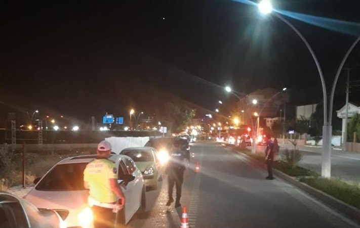 EDREMİT KÖRFEZİ’NDE OKULLARIN KAPANMASI, GEREKSE BAYRAM TATİLİ İLE NÜFUSUN 5